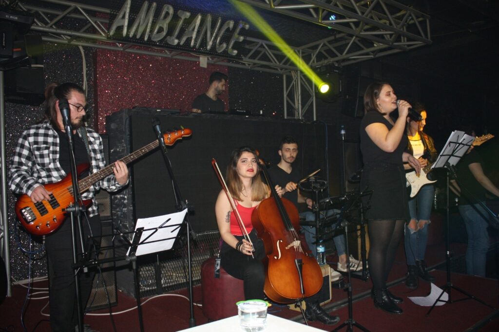 Batı Yakası
