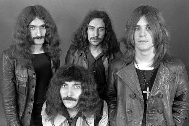 Bu Dünyanın Efendileri ve Karanlığın Notaları “Black Sabbath”
