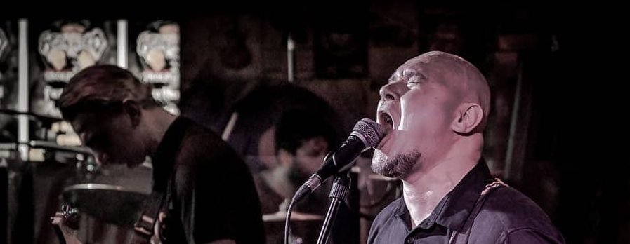 Asafated; “20 sene sonra hala insanlar bu şarkıdan bu kadar bahsedip, konserlerde duygulanıyorsa doğru olanı yapmışız demektir.”
