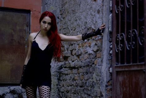 Türk Rock Müziğin Yeni Sesi SİNEM SAYIN; “Eğer insanlara bir şeyler hissettirebildiysem işte o zaman başarılıyım!”