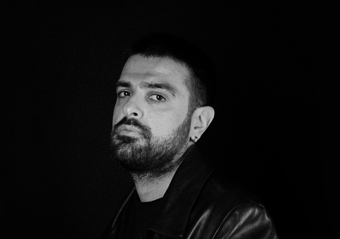 Mavi Huydur Bende’nin Yeni Şarkısı “Yürürüm Deniz Üstünde” Yayında